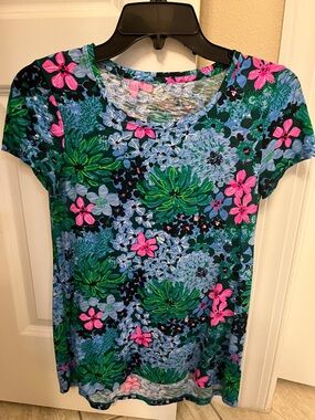 NWOT Lilly Pulitzer Floral Scoop Neck Women's Top - Vibrant Blue, Green & Pink